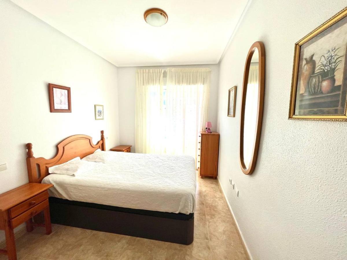 El Terremoto Apartment Torrevieja Eksteriør bilde